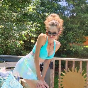 Meet your Posher, Stacey